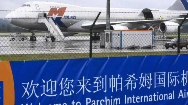Flughafen Parchim: Die FDP will mehr wissen. Foto: ddp