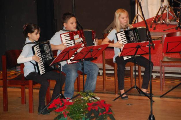 Auch die Jüngeren vom Akkordeon-Junior-Orchester zeigten ihr Können.