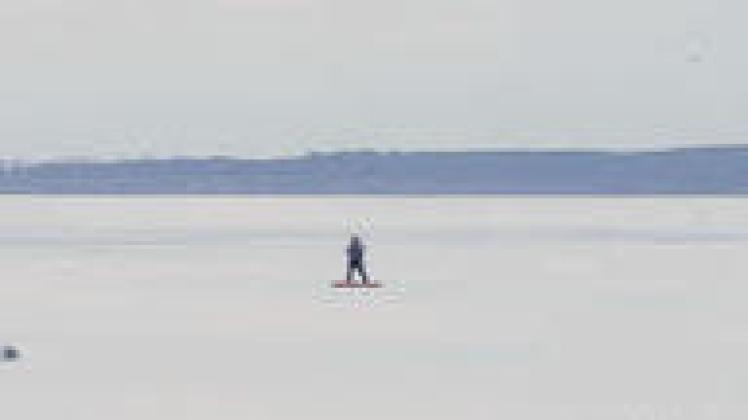 Der Sonntag bot auf dem Schweriner Außensee beste Bedingungen zum Kiten.Stefan Böhme