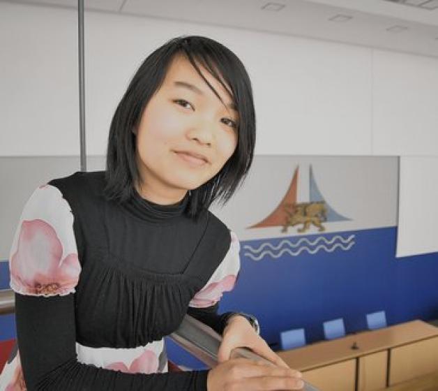 Mit Köpfchen: Anita Nguyen (15) möchte einen kreativen Beruf erlernen. Ansonsten interessiert sie sich sehr für Politik. 