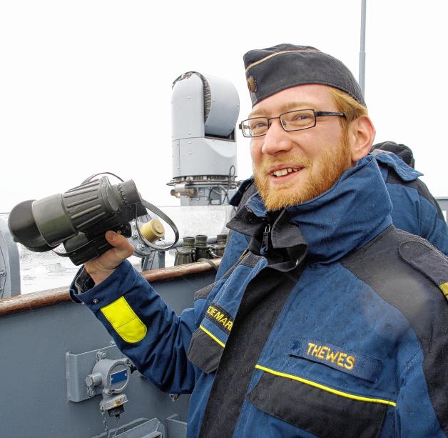 Oberleutnant zur See Frederic Thewes ist seit einem Jahr auf dem Schnellboot.