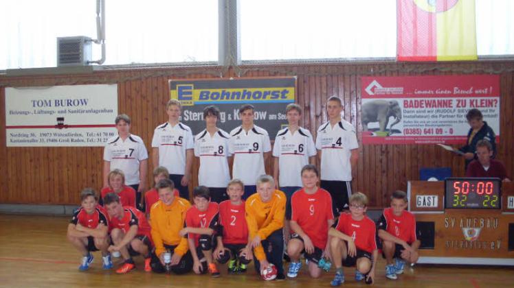 Beide Jugend-Handballmannschaften des SV Aufbau Sternberg zeigten eine Leistungssteigerung. 