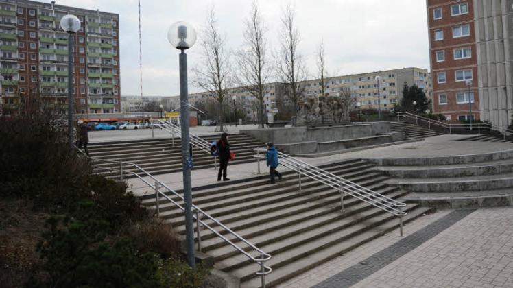 Die Sanierung des Berliner Platzes soll die Dreescher Stadtteile aufwerten, doch die Kosten  werden immer wieder zum Streitpunkt.  