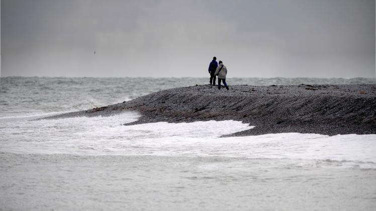 Touristen auf Helgoland: Winterurlaub am Meer - das können sich immer mehr Menschen vorstellen. 