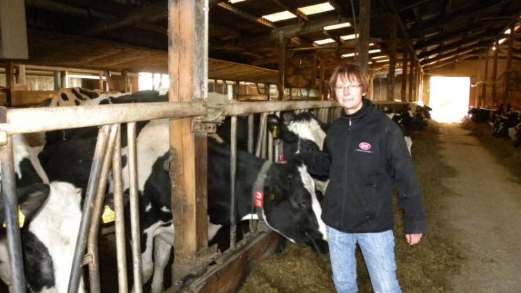 Erst werden die Kühe versorgt, dann kommt alles andere dran, das ist die Devise auch von Irene Josupeit.  
