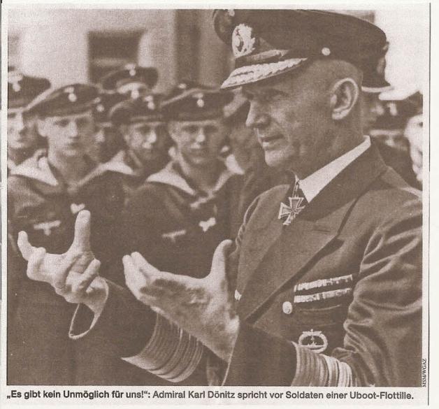 Admiral Karl Dönitz spricht vor Soldaten der U-Boot-Flotte. Admiral Karl Dönitz spricht vor Soldaten der U-Boot-Flotte.