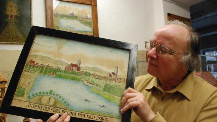Museumschef Wolfgang Kaelcke stellt   den Zuwachs unter dem Motto „Neues im Museum“ vor. 