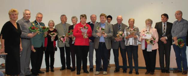 Engagiert  in  Pinnow und Godern:  Beim Neujahrsempfang dankte die Gemeinde den  ehrenamtlich  wirkenden Bürgern.   