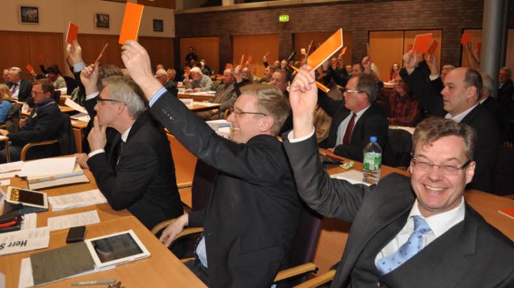 Große Freude in der CDU-Fraktion bei der Abstimmung zum Windenergie-Thema, die Christdemokraten konnten sich durchsetzen. 