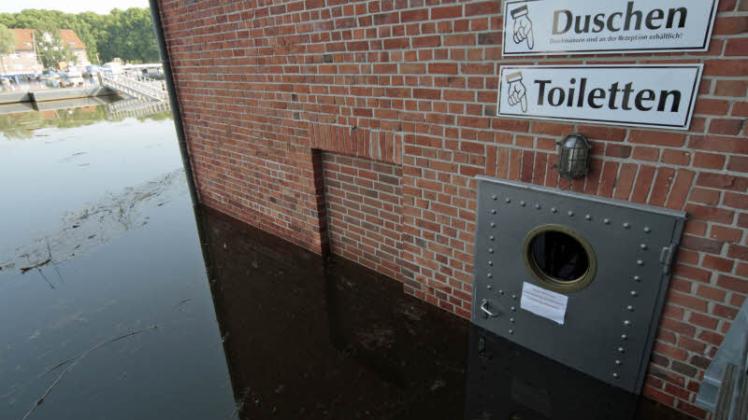 So sah es zur Überschwemmungszeiten in Dömitz aus.  Fotos: privat 