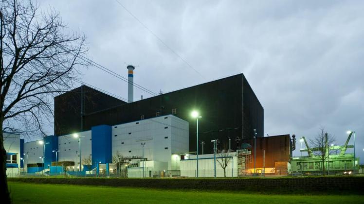 Weitere  defekte Fässer mit radioaktivem Inhalt am Kernkraftwerk in Brunsbüttel geunden: Veranwortliche mahnen Entscheidung über Endlager an.  