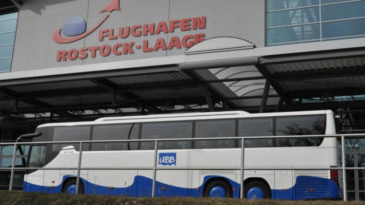 Auf neun Fernbus-Strecken ist ein Haltepunkt am Flughafen Laage eingeplant.