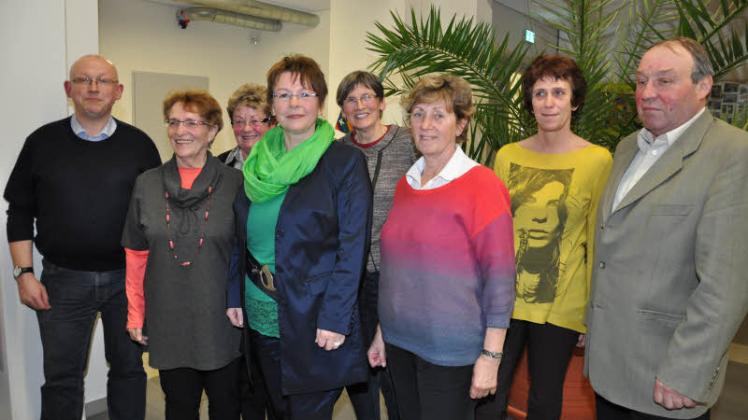 Das erste Gruppenbild des in dieser Woche neu gewählten Vorstandes des Heimat- und Kulturvereins Lübtheen.  Fotos: Pohle 