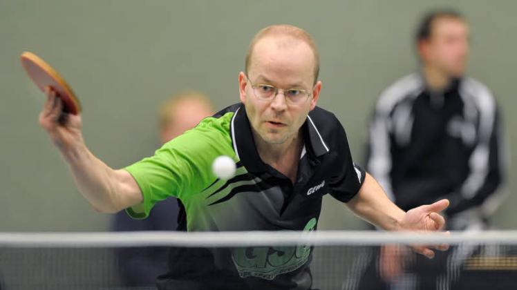 Mathias Wähner errang bei den Norddeutschen Einzelmeisterschaften der Senioren im Einzel, Doppel und Mixed Podestplätze.  