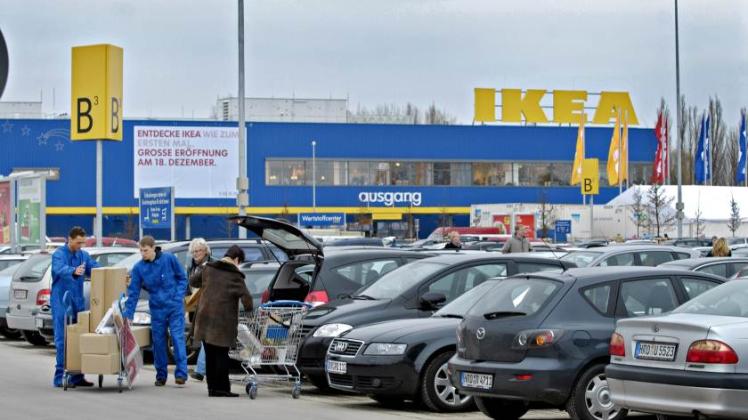 „Ikea war unser Meisterstück damals“, sagt Christian Weiß. Auch das Callcenter sitzt in Rostock. Fotos: geos „Ikea war unser Meisterstück damals“, sagt Christian Weiß. Auch das Callcenter sitzt in Rostock. Fotos: geos