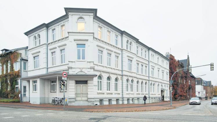 Es geht um die Fassade des ehemaligen Bahnhofshotels und des  Bollhardt’schen Gebäudes – eine Bürgerinitiative fordert den Erhalt. 