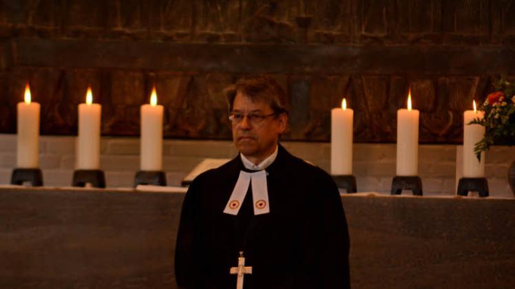 Traf auf Zustimmung, Ablehnung, Applaus und Empörung:  Probst Hans–Jürgen Buhl beim Ostergottesdienst in der St. Johannes Kirche 