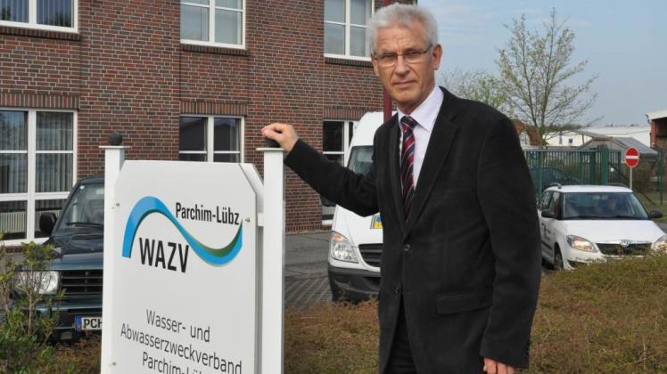 Heinz Schünemann führt seit mehr als zwei Jahrzehnten die Geschäfte im Wasser- und Abwasserzweckverband (WAZV) Parchim-Lübz . Am Mittwoch verabschiedet er sich.  