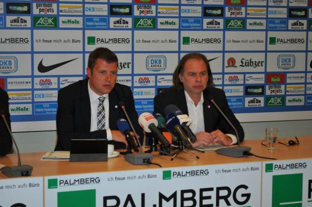 Hansa-Vorstandsvorsitzender Michael Dahlmann (links) und Rainer Friedrich, Vorstand für Stadionmanagement/Prävention.  