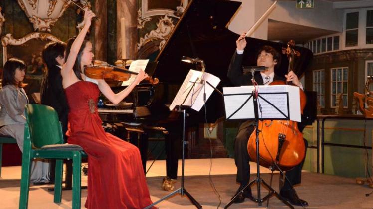 Das Trio Vibrante: Die  Musiker aus Japan spielten mit  Begeisterung und Einfühlungsvermögen Beethoven.  