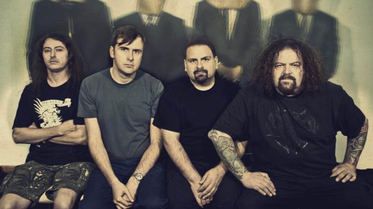 Die Engländer von Napalm Death beeinflussten unzählige Bands. Bald treten sie in einem brandenburgischen Dorf auf. 