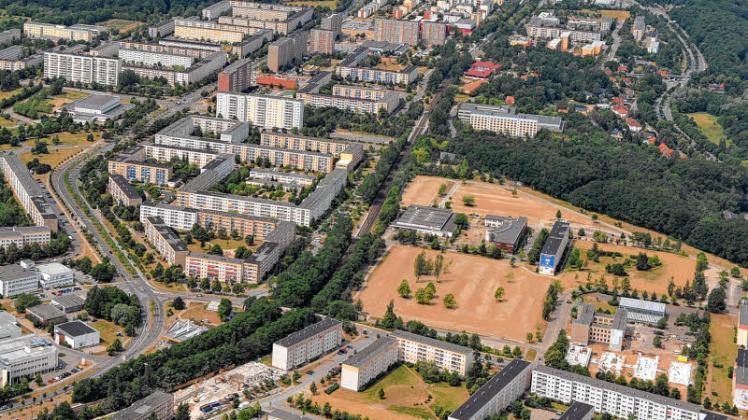 Seit Langem nur eine freie Fläche: Der ehemalige Buga-Parkplatz in der Bildmitte könnte in naher Zukunft doch noch bebaut werden.