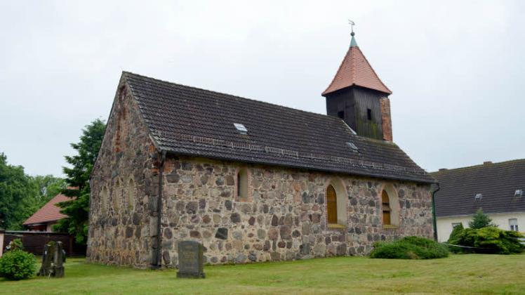 Die Feldsteinkirche in Garrey ist ein  Sanierungsfall, wie viel Kirchen im Land. 