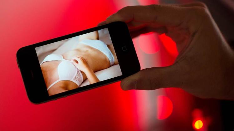 „Es ist eine Tatsache, dass bereits in der Grundschule viele Kinder Pornofilme auf ihren Handys haben. Die Pädagogen müssen Wege finden, damit umzugehen.“   