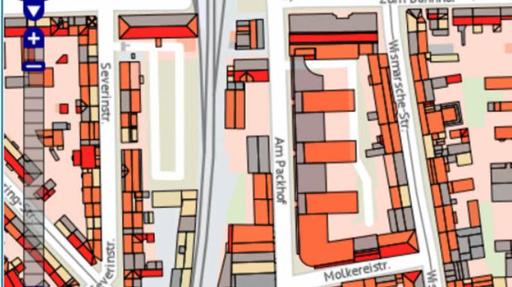 Das Dach des Stadthauses am Packhof (orange) wäre für Photovoltaik gut geeignet. Noch bessere Voraussetzungen haben Dächer, die  auf der Karte mit der Farbe  Rot gekennzeichnet sind.
