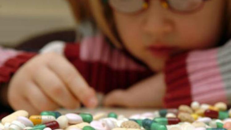 Kinder benötigen spezielle Medikamente. Foto: dpa