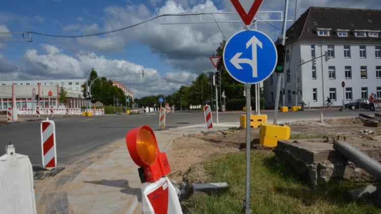 Die Kreuzung Niklotstraße ist ab Freitag  wieder in Rchtung Innenstadt befahrbar. Fotos: Eckhard Rosentreter/ 