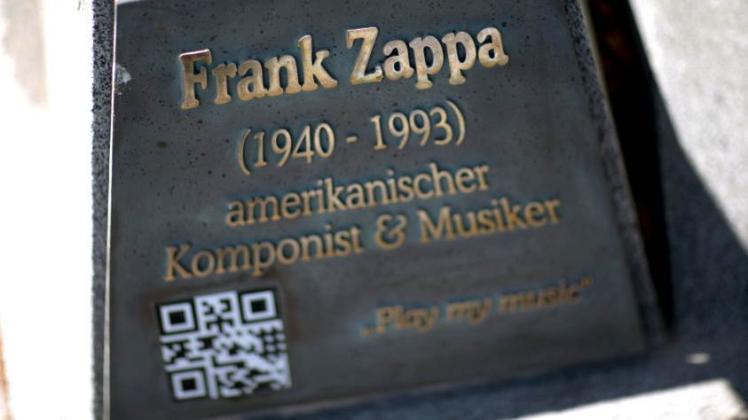 Das Denkmal für  Frank Zappa  in Bad Doberan    