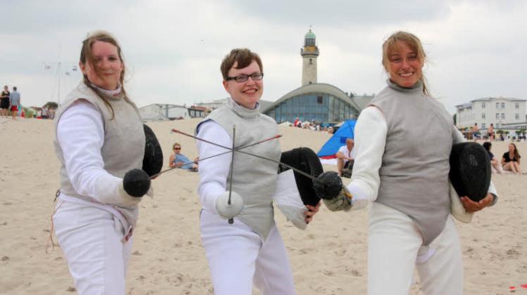 Die Rostockerinnen Isabelle Schulera, Juliane Jagodka und Juliane Liebstein lieferten sich spannende Kämpfe. Die Rostockerinnen Isabelle Schulera, Juliane Jagodka und Juliane Liebstein lieferten sich spannende Kämpfe.