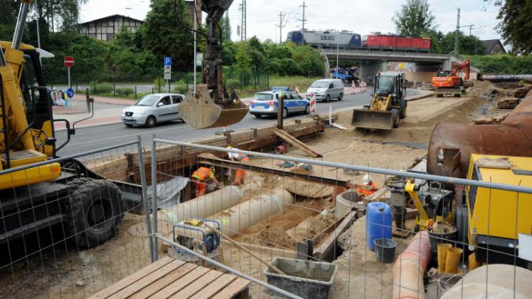 Die Bauarbeiten am Bürgermeister-Bade-Platz dauern länger, als erwartet. 