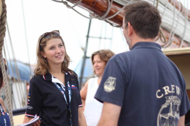 Zum dritten Mal dabei: Pia Kämpfert kommt in ihren Semesterferien aus Leipzig zurück in ihre Heimat, um auf der Sail zu arbeiten. 