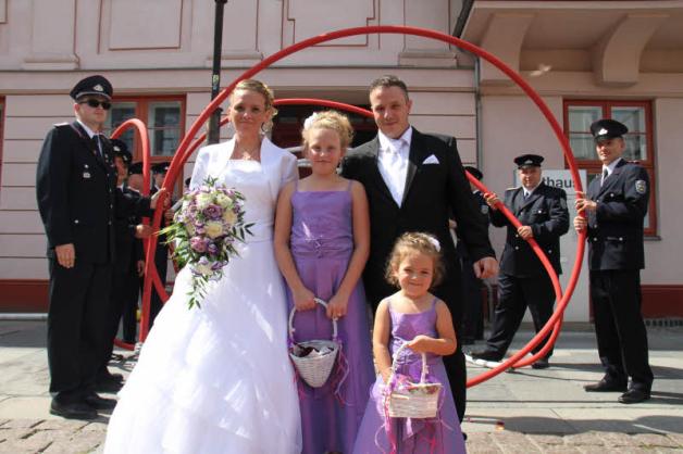 Das Glück von Nicole und André Lange machen die Töchter Sarah (r.) und Celina perfekt.