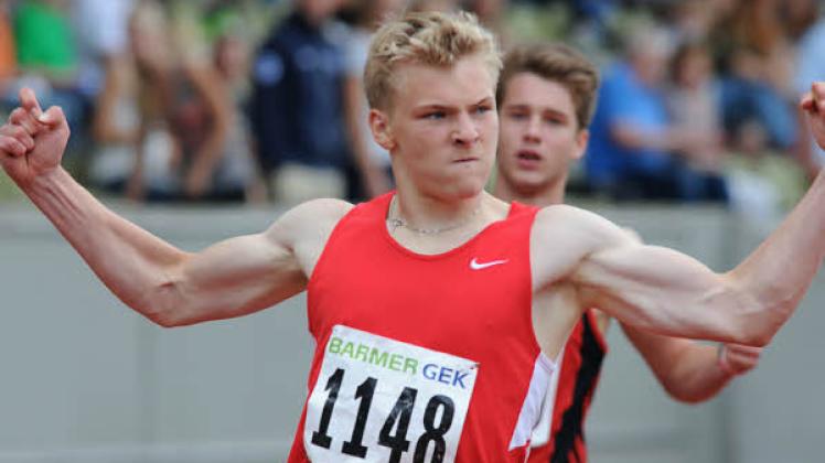 Siegerpose: Henrik Hannemann (LG Neumünster) sicherte sich auch über 200 m der Altersklasse U 18 den deutschen Meistertitel. 