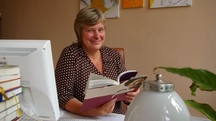 Katrin Rohnstock  leitet auch den 2. Erzählsalon in Mestlin