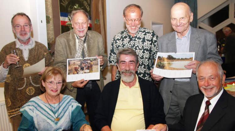 Von Anfang an dabei: Die Gründungsmitglieder Reimer Reimers, Karin Rathjens, Norbert Schildbach, Ulrich Teetzen, Branko Irek, Jürgen Nagel und Reinhard Marose (von links). 