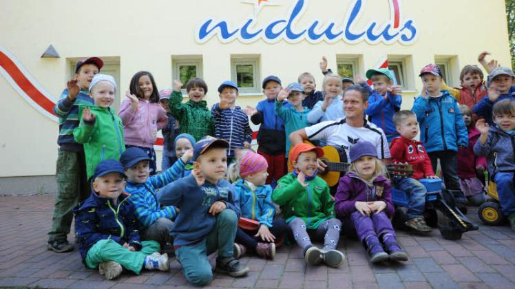 Die Kita „Nidulus“ auf dem Helios-Gelände war 2009 die erste in Schwerin, die rund um die Uhr geöffnet hat. Ihr Konzept sorgte deutschlandweit für Furore und positive Schlagzeilen.
