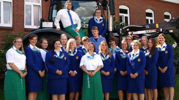 Vorfreude: Die  „Blaumeisen“ der Landfrauenschule in Hanerau-Hademarschen sind bereit für ihren Messe-Einsatz bei der Norla. 