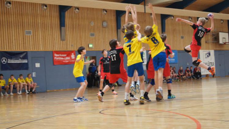 Die C-Jugend-Handballer der Spielgemeinschaft gehen in der Bezirksliga auf Punktejagd.