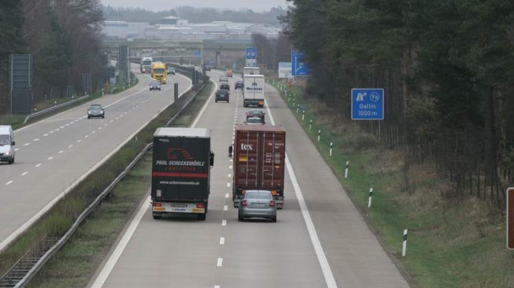 Die Autobahn 24 befördert täglich tausende Fahrzeuge. 