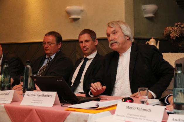 Waren sich einig: Dr. Reinhard Knof (links) und Dr. Reinhard Mecklenburg.