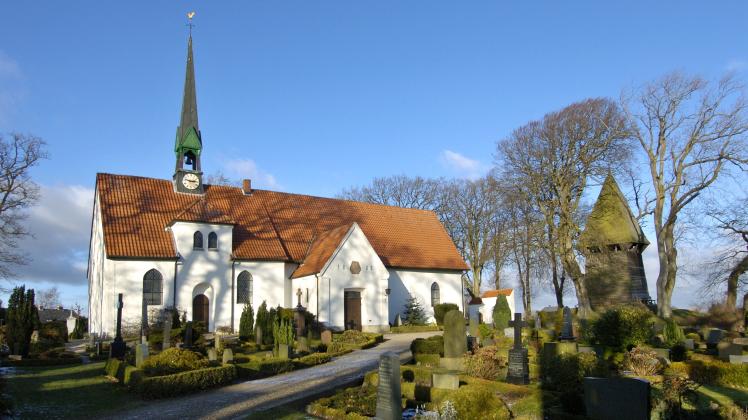 Die Kirche St. Wilhadi in Ulsnis ist nur eine der fast 1900 Kirchen und Kapellen in der Nordkirche.