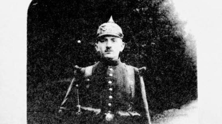 Schwer verwundet kam Hans Schmidt (Aufnahme von 1914) aus dem Ersten Weltkrieg zurück.