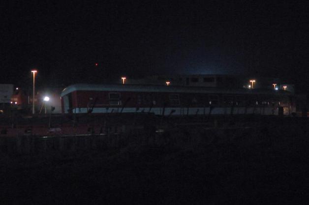 Ein Rangierunfall an der Verladestation in Westerland sorgte am Sonntagabend dafür, dass Tausende Besucher die Insel erst einmal nicht verlassen konnten. Ein Rangierunfall an der Verladestation in Westerland sorgte am Sonntagabend dafür, dass Tausende Besucher die Insel erst einmal nicht verlassen konnten.