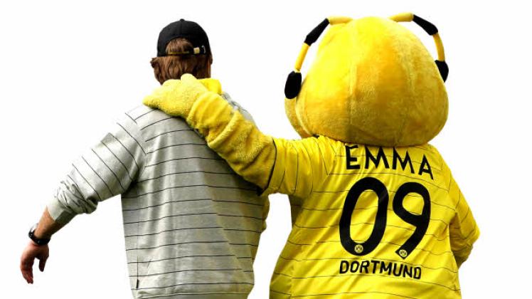 Emma ist das Maskottchen des BVB. So hieß auch mal ein guter Spieler der Mannschaft. 