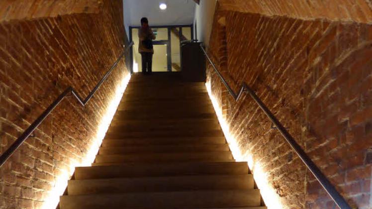 Diese steile Treppe ins Amt Zarrentin im Kloster muss erst mal bewältigt werden, will man in der Behörde etwas klären.  