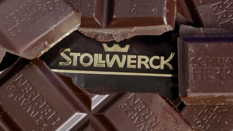 Die Schwarze Herrenschokolade von Stollwerck wird unter anderem im Werk in Norderstedt hergestellt. 